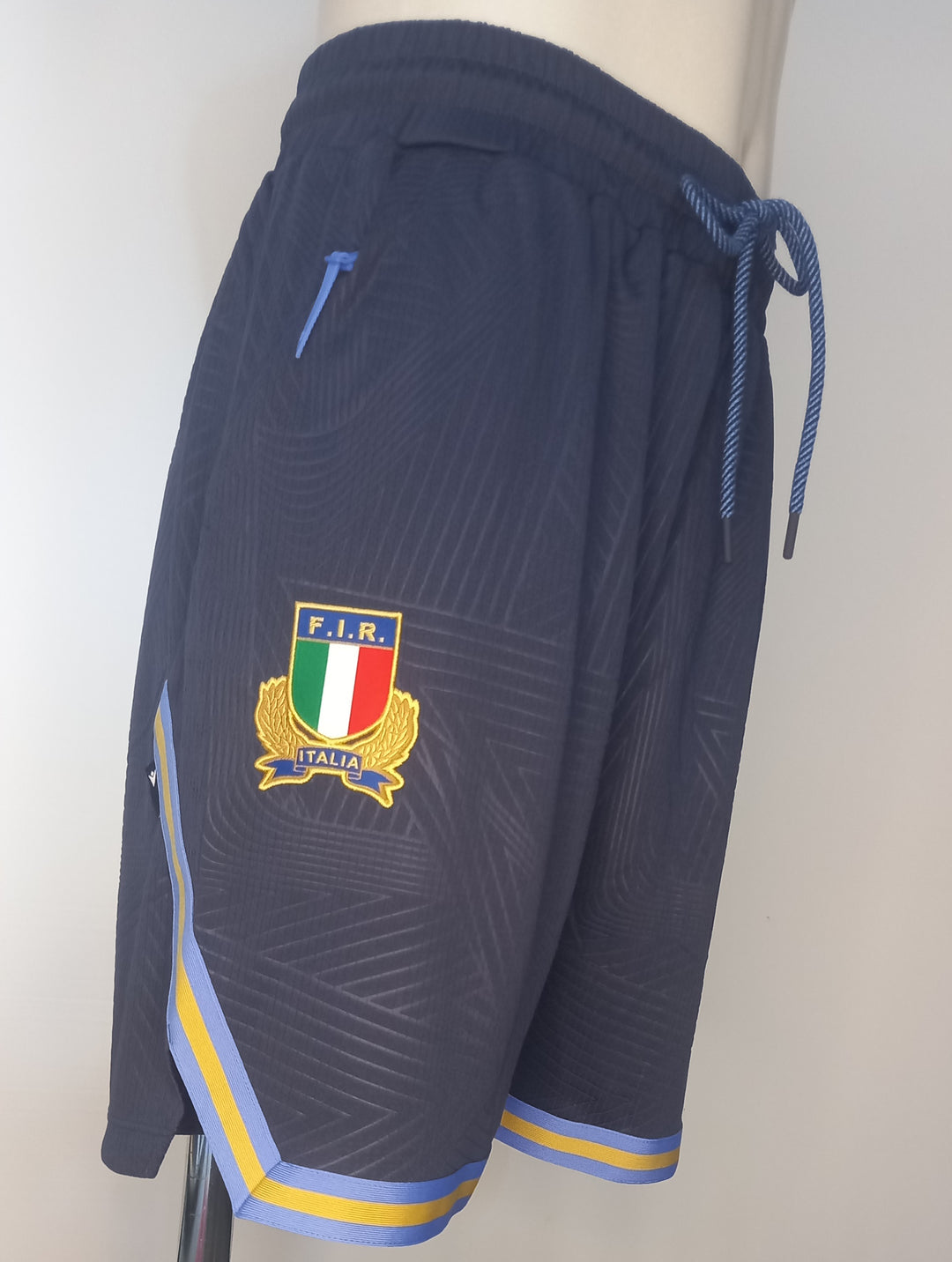 Bermuda mod basket FIR M25/26 - Macron
