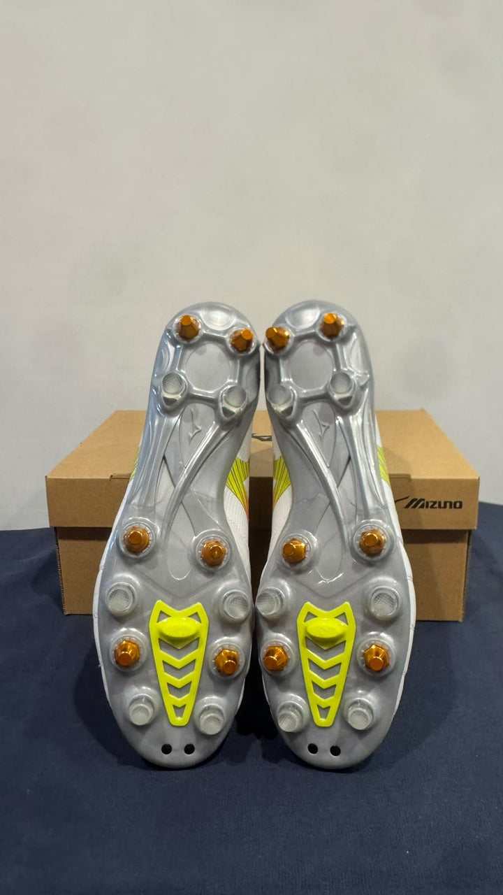 MORELIA NEO V B ELITE MIX